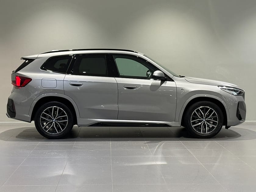 Bild 3 av BMW X1 sDrive18i sDrive 18i M Sport Drag AdptFartH H/K RattV Comfort
