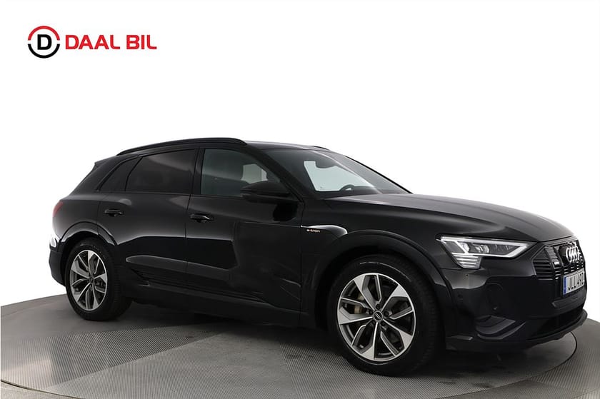 Bild 4 av Audi e-tron 55 quattro 95 kWh 408HK S-LINE B&O® P-VÄRM LUFTFJÄD