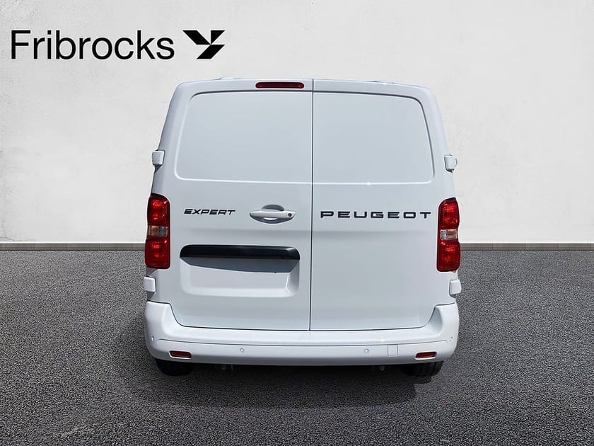 Bild 4 av Peugeot Expert Utökad Last Facelift L2 145 AT8 PLUS/Drag/Demo