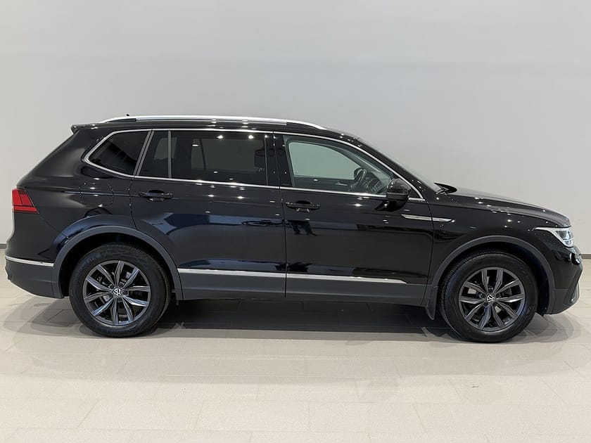 Bild 5 av Volkswagen Tiguan Allspace 5-sätes 1.5 TSI 150HK Drag B-kamera Elbaklucka