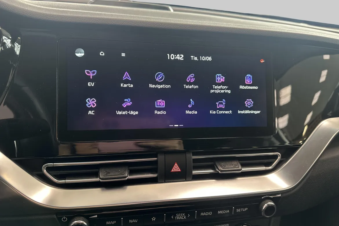 picture of a car