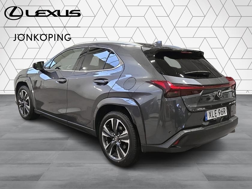 Bild 4 av Lexus UX 300h E-Four LUXURY AWD V-HJUL