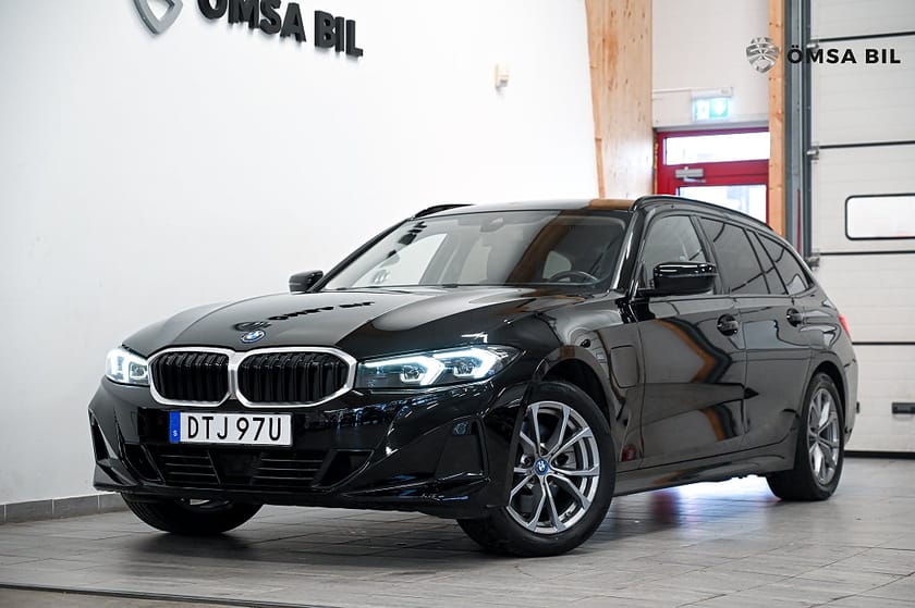 Bild 2 av BMW 330e xDrive Touring Navi B-Kamera CarPlay Drag 292hk