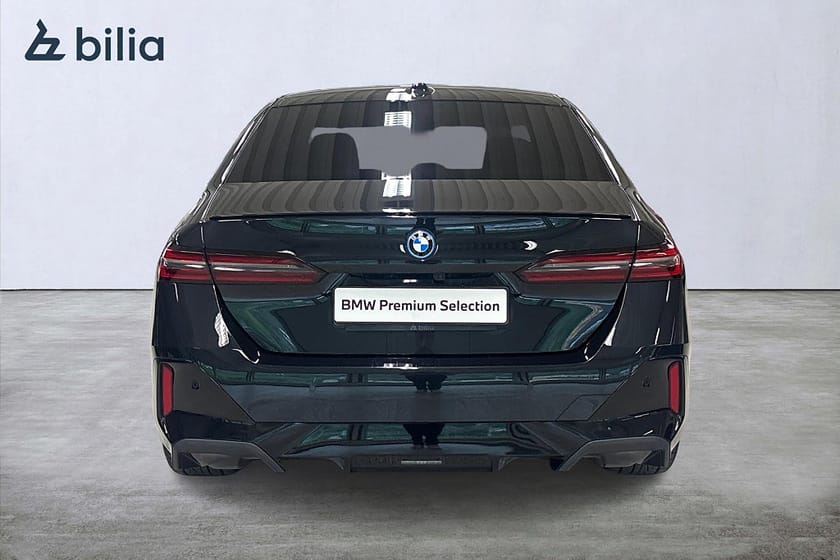 Bild 4 av BMW i5 xDrive40 Sedan xDrive 40 M-Sport Pro | Aktiv farth. | B&W | Drag