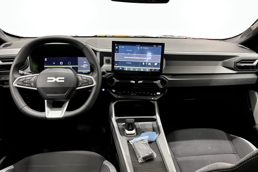 Bild 4 av Dacia Bigster Hybrid 155 journey