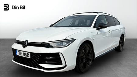 Volkswagen Passat Variant eHybrid R-LINE 1.5 TSI 272HK Swe edition Pano