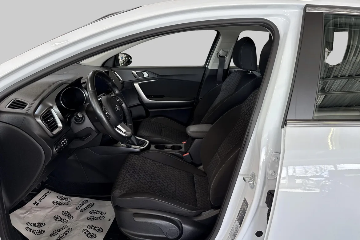 picture of a car