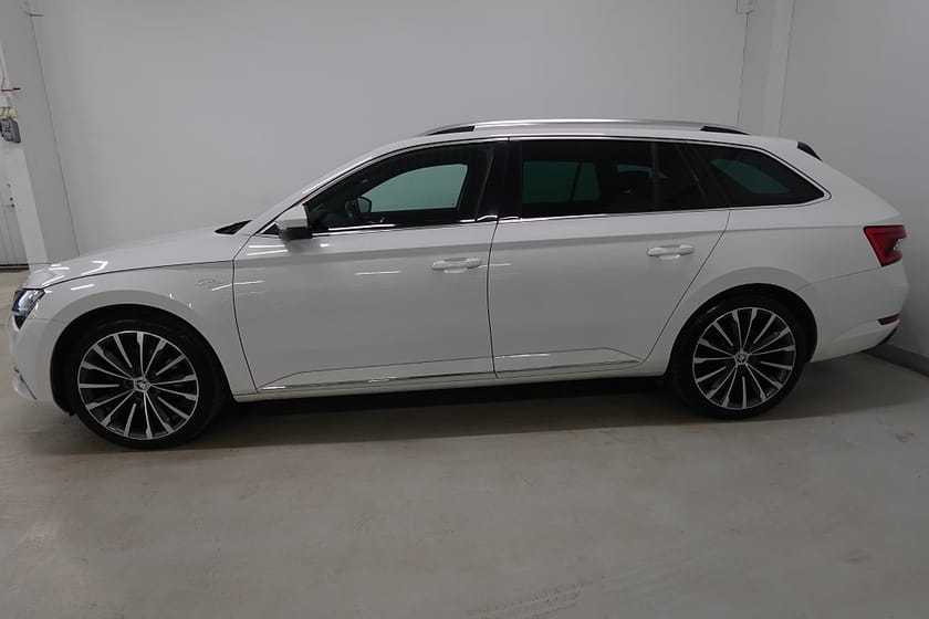 Bild 3 av Škoda Superb iV Kombi Skoda 1.4 Business L&K 360° Canton P-Värme Adap-F