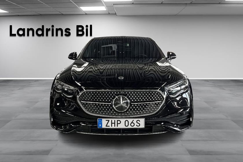 Bild 2 av Mercedes-Benz E 300 d e 4MATIC de 4MATIC/AMG Line Premium/Burmester/Superscreen