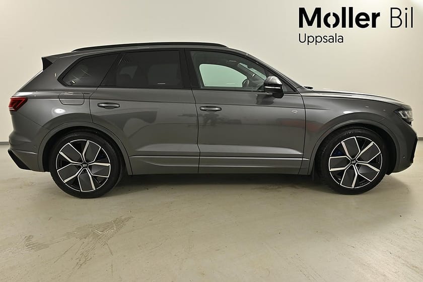 Bild 4 av Volkswagen Touareg R eHybrid Final Edition 462 hk LAGER