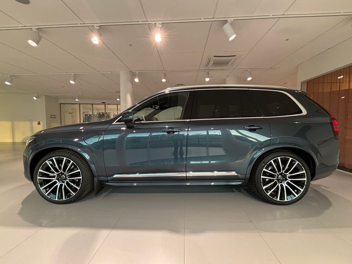 Bild 3 av 6 på bilen