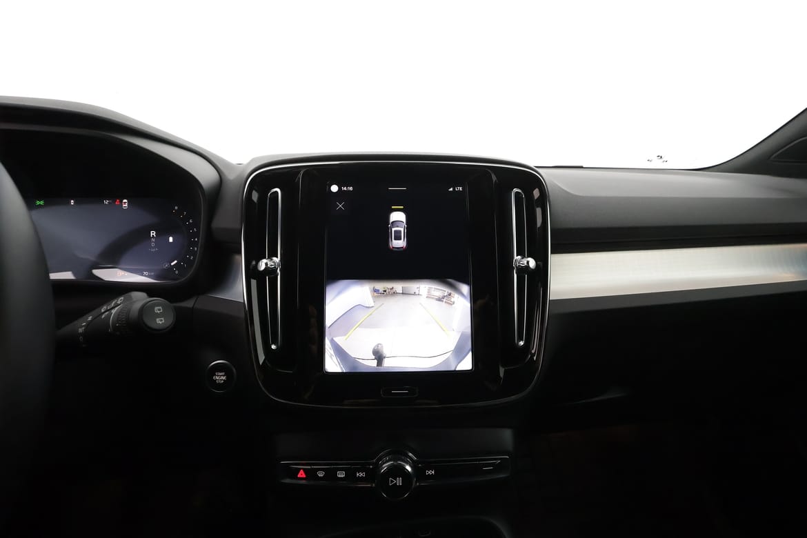 Volvo XC40 2025 - miniatyr 14