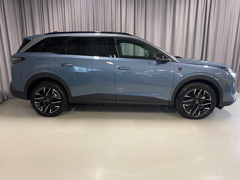 Bild 2 av Peugeot 5008 Hybrid 145 GT 145hk 7-Sits