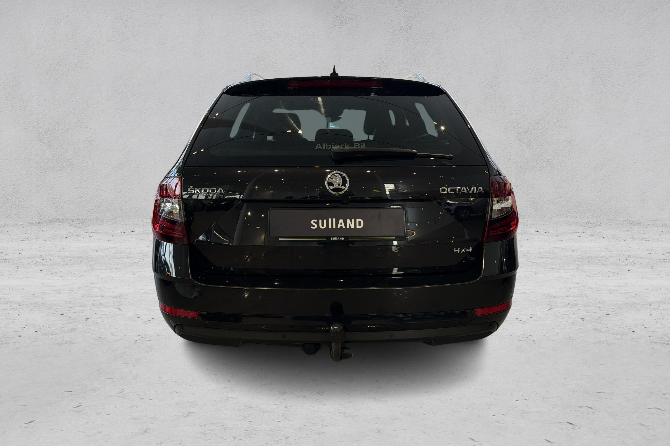 Thumnail bilde 3 av Škoda Octavia Stasjonsvogn