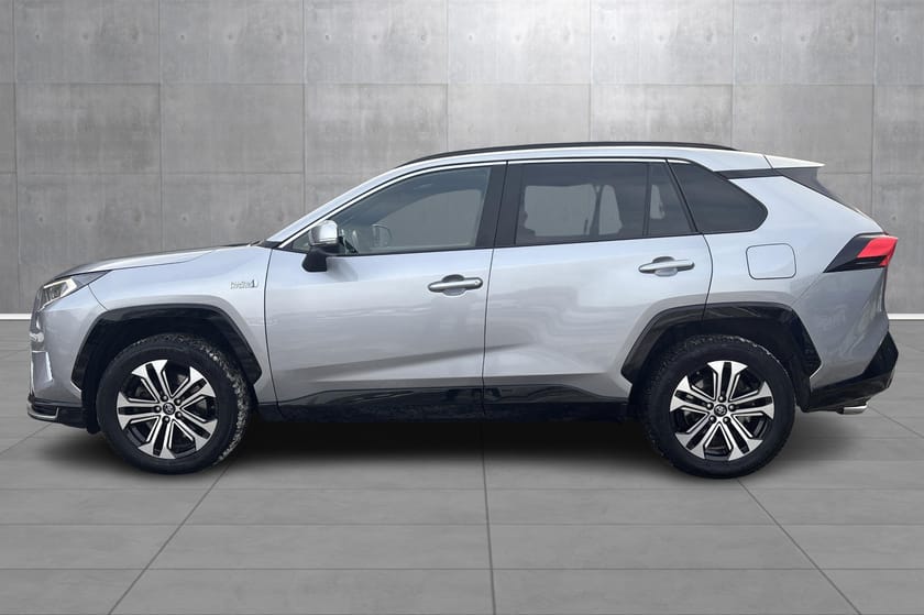 Bilde 2 av Toyota RAV4 Plug-in Hybrid Active Tech AWD