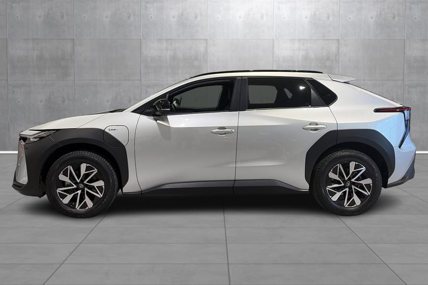 Bilde 2 av Toyota bZ4X AWD Active Tech H.feste