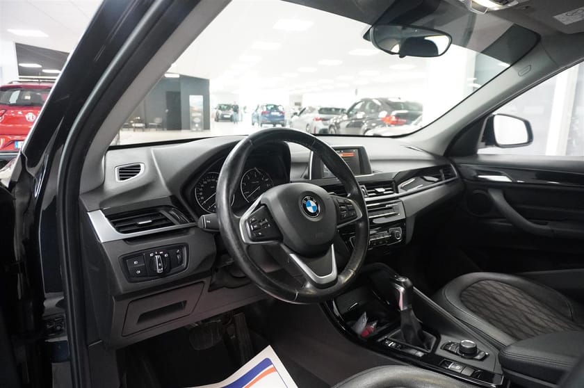 Bild 4 av BMW X1 xDrive18d xDrive 18d xLine Drag Backkamera Keyless