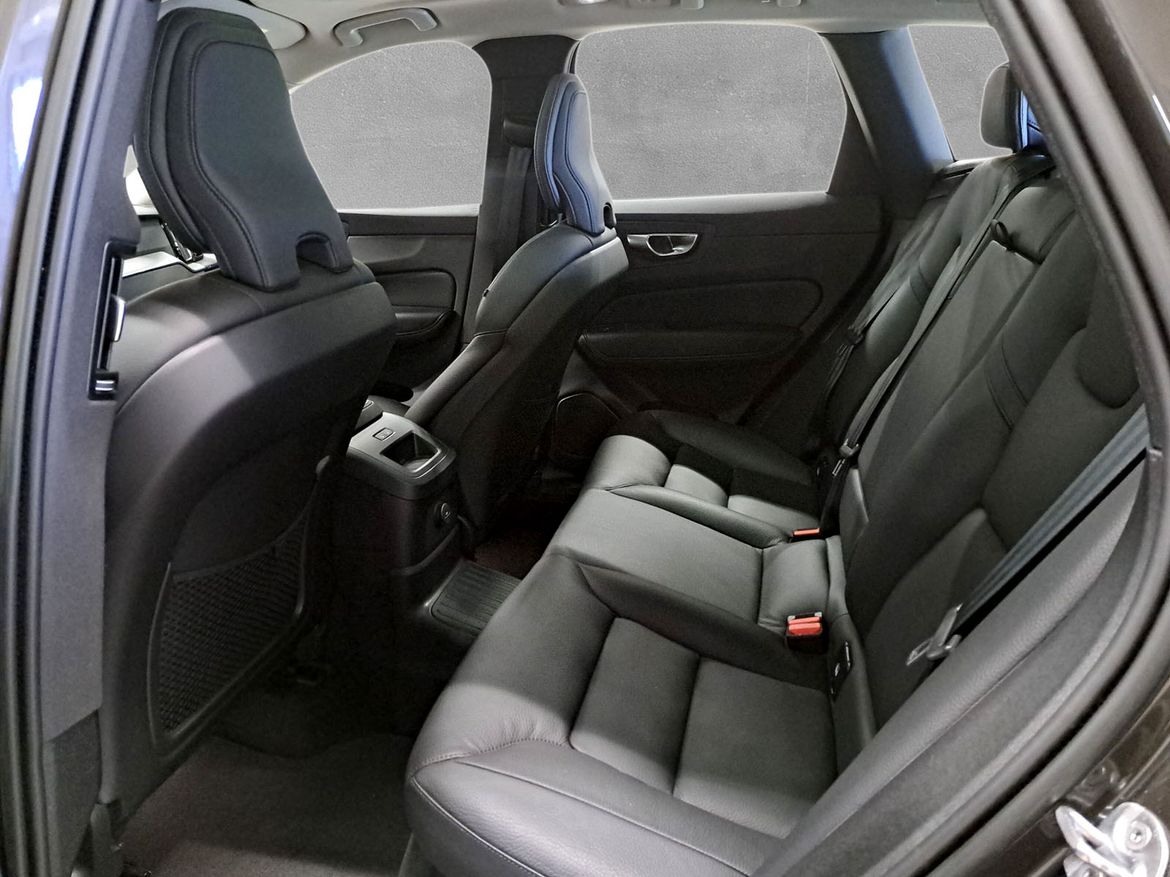Volvo XC60 2023 - miniatyr 6