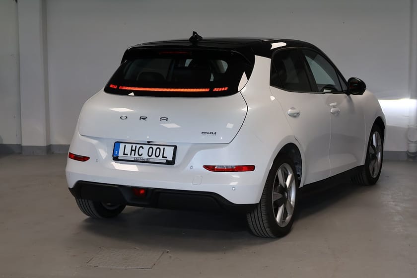 Bild 2 av ORA Funky Cat 300 Pro Electric OBS SPARA 115.000kr 310km Skinn 360