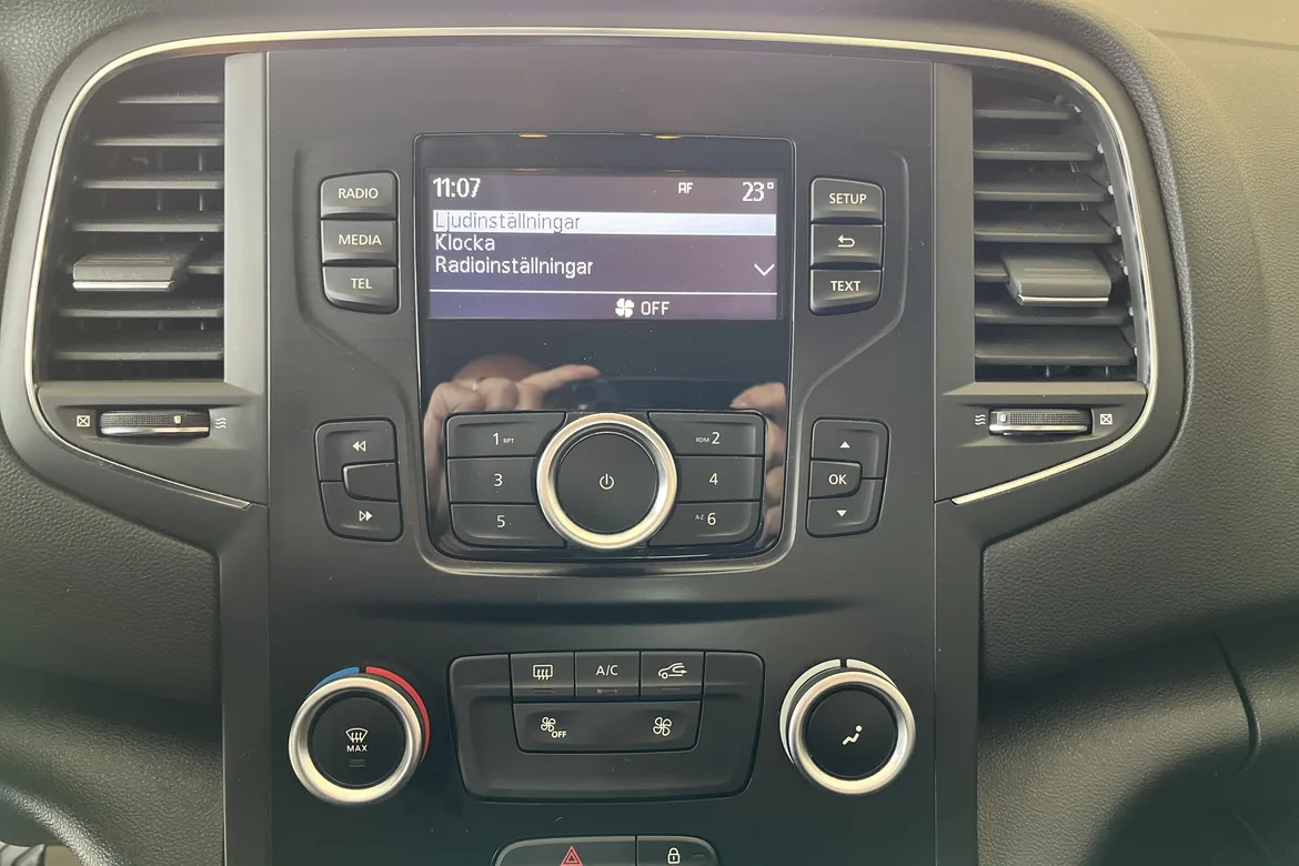 picture of a car