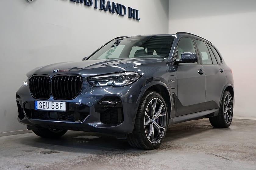 Bild 3 av BMW X5 xDrive45e iPerformance 394hk M Sport Drag Luftfj PAP DAP HUD Hifi
