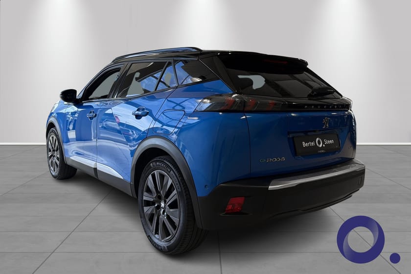 Bilde 3 av Peugeot e-2008 GT Pack 136 hk / Skinn