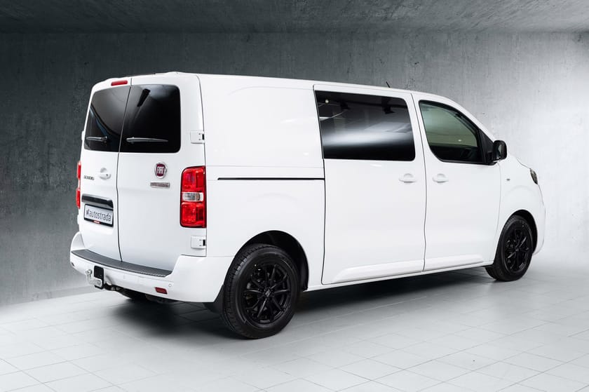 Bilde 5 av Fiat Scudo Varebil IP 2,0 D Automat - Hengerfeste|Ekstralys|Navigasjon|+++