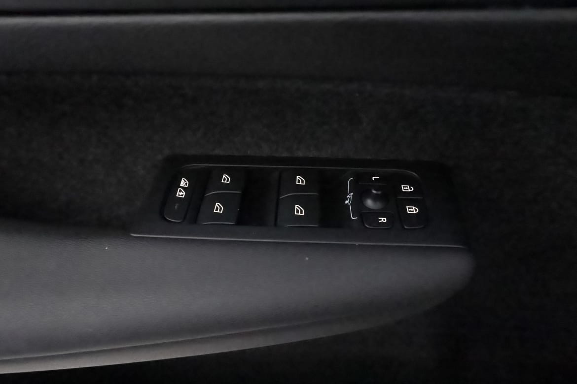 Volvo XC40 2024 - miniatyr 15