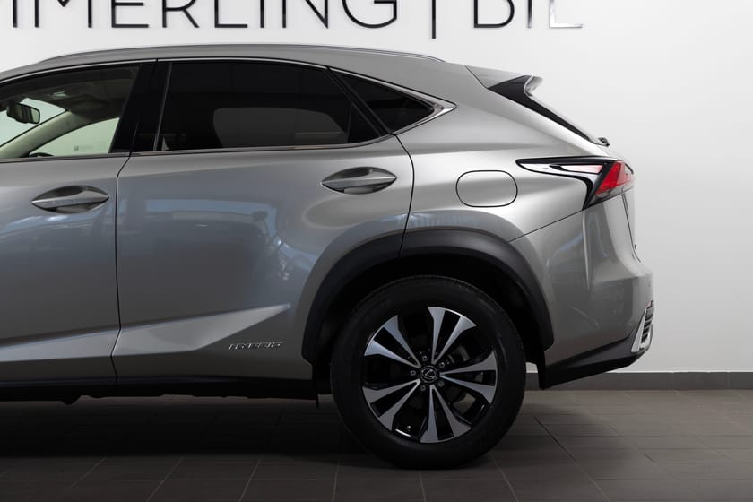 Bild 5 av Lexus NX 300h AWD Kyushu Edition