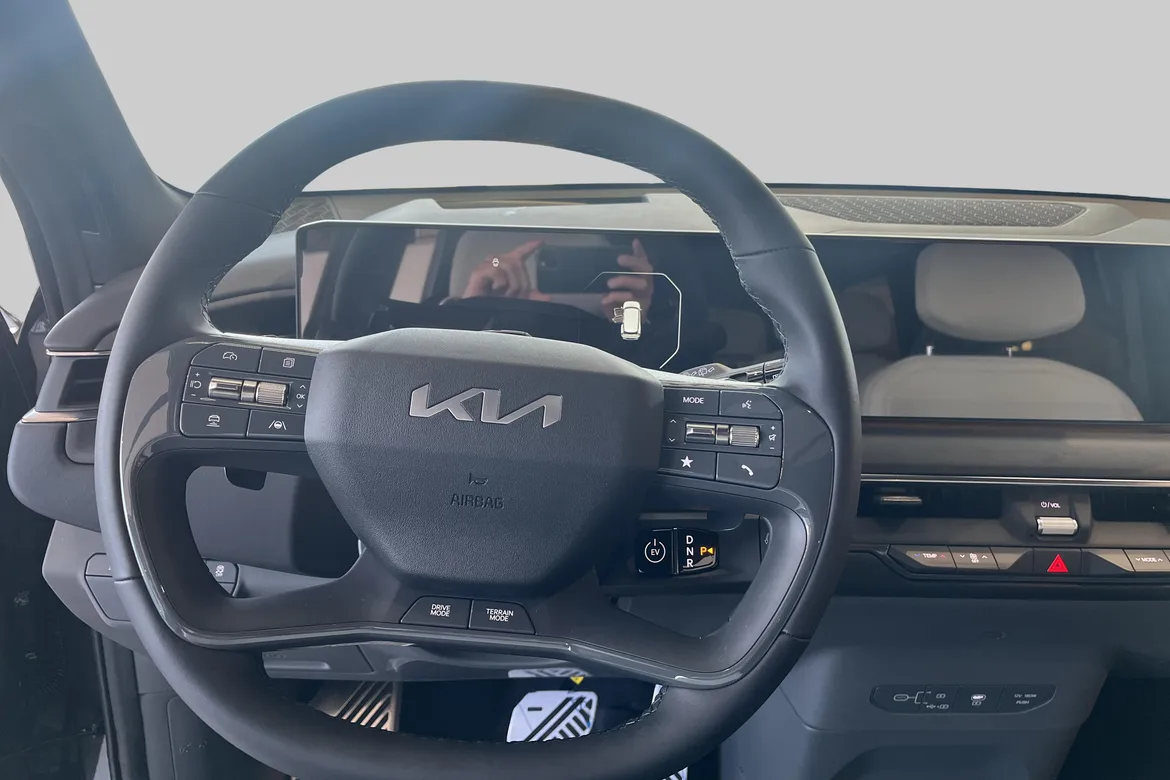 picture of a car