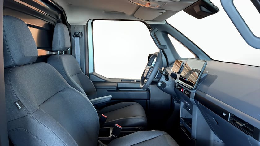 Bild 3 av Kia PV5 Cargo 4DR L2H1 LONG RANGE