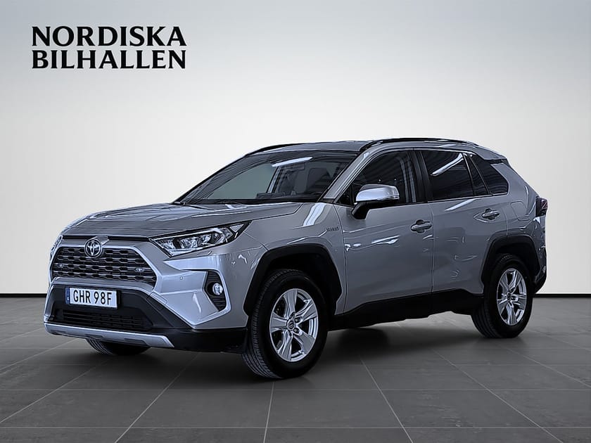 Bild 3 av Toyota RAV4 Hybrid AWD-i E-CVT Active Nyservad Drag Backkamera GPS