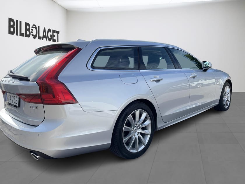 Bild 4 av Volvo V90 D3 AWD Momentum Advanced Edition