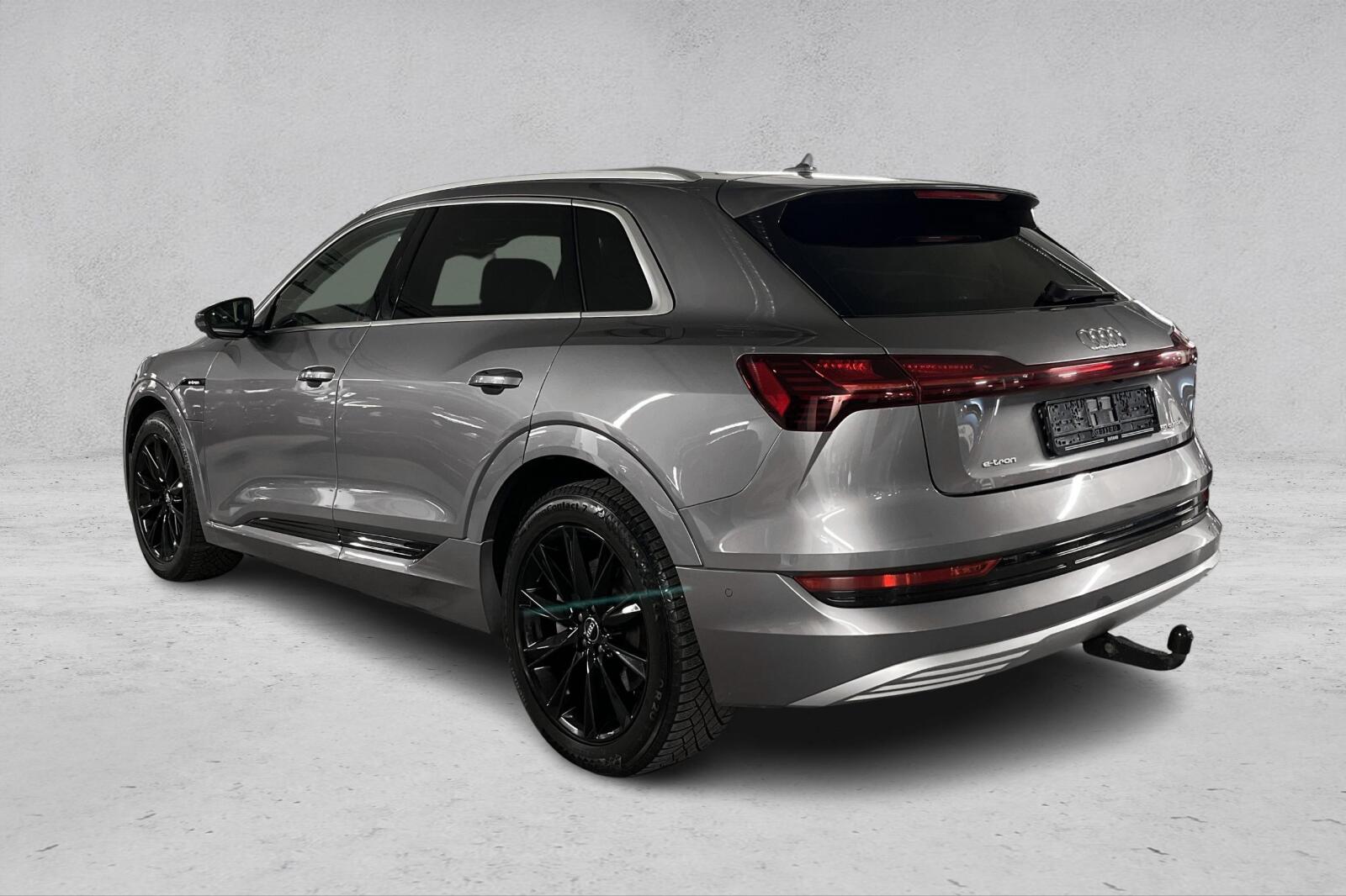 Thumnail bilde 3 av Audi e-tron 50 quattro