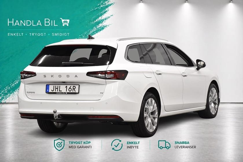 Bild 5 av Škoda Superb iV Kombi Plug-in Cockpit P-värm Navi Rattv Moms Dragkrok