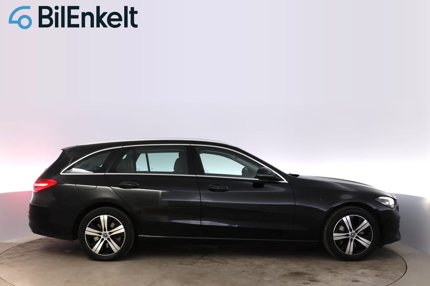 Bild 2 av Mercedes-Benz C 300 T e 9G-Tronic Avantgarde Kamera Cockpit