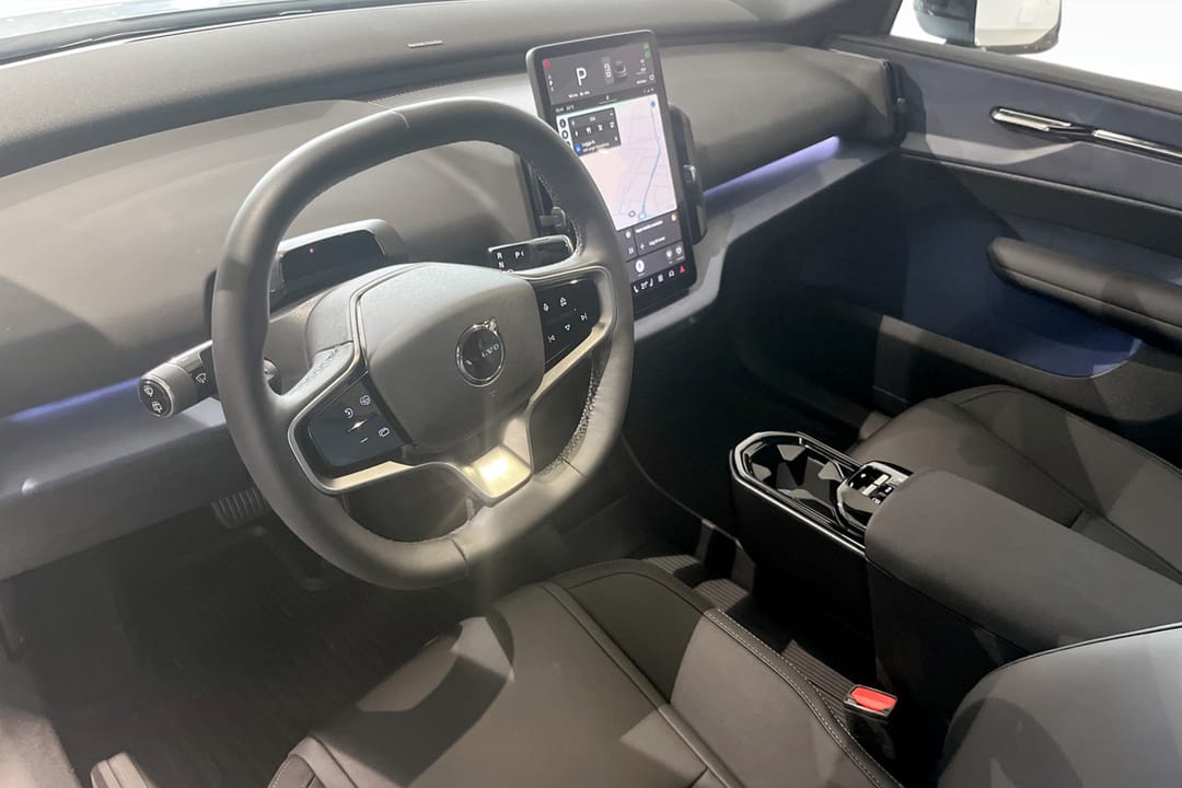 Volvo EX30 Single Motor Extended Range