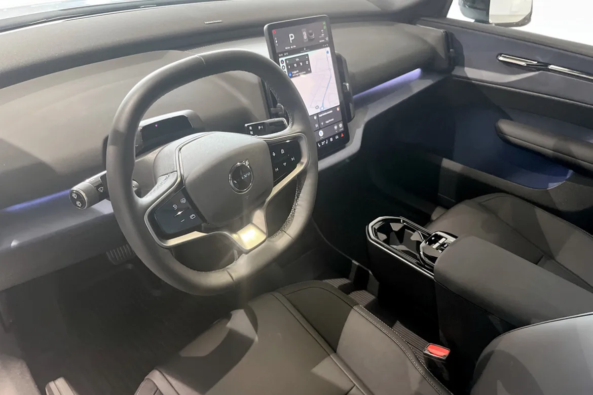 Volvo EX30 Single Motor Extended Range