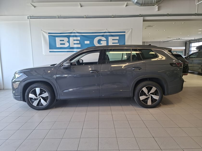 Bild 2 av Volkswagen Tayron eHybrid Life 204HK DSG Backkamera