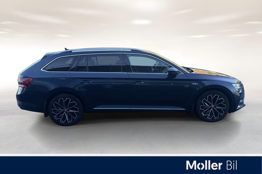 Bilde 4 av Škoda Superb Stasjonsvogn Sup3fl stv l&k d200 4x4 dsg Matrix|Webasto|H.feste|Cant