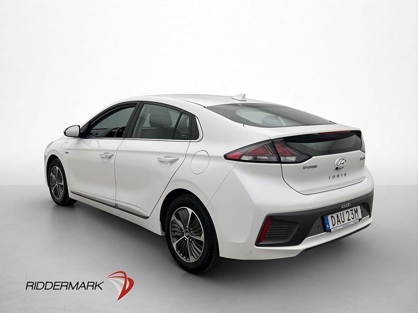 Bild 5 av Hyundai Ioniq Plug-in 1.6 + 8.9 kWh DCT 164hk Premium Kamera CarPlay