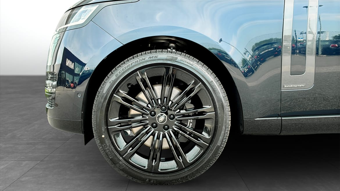 Land Rover Range Rover P530 MHEV Automatisk, 530hk, 2025