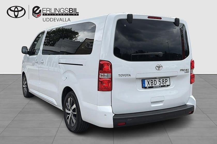 Bild 3 av Toyota Proace Verso 2.0 D-4D AUTOMAT 8-SITS PREMIUM LONG / V-HJUL
