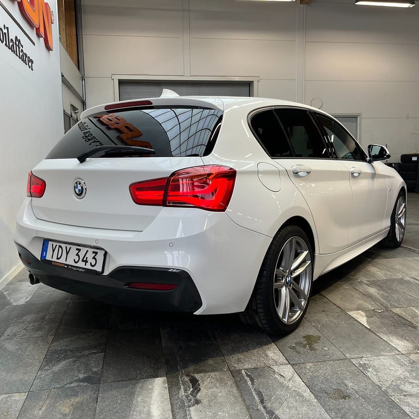 Bild 4 av BMW 118d 5-dörrars Aut M Sport HiFi Adaptiv Farthållare Drag