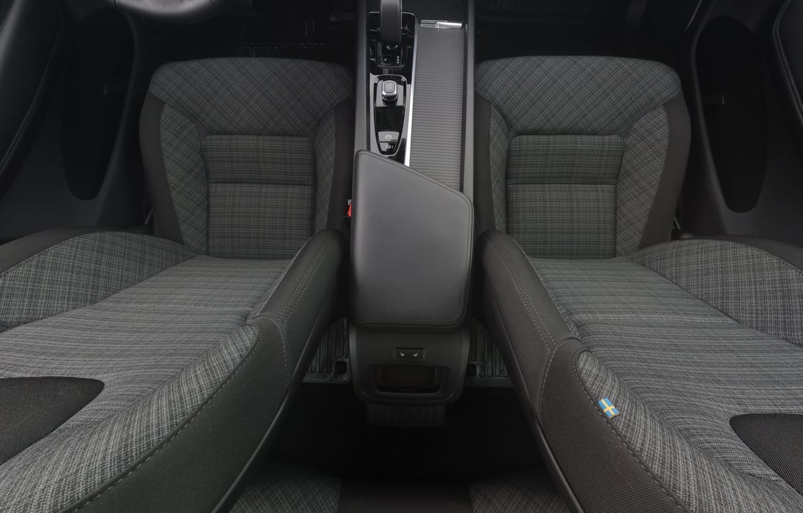 Volvo XC60 2025 - miniatyr 9