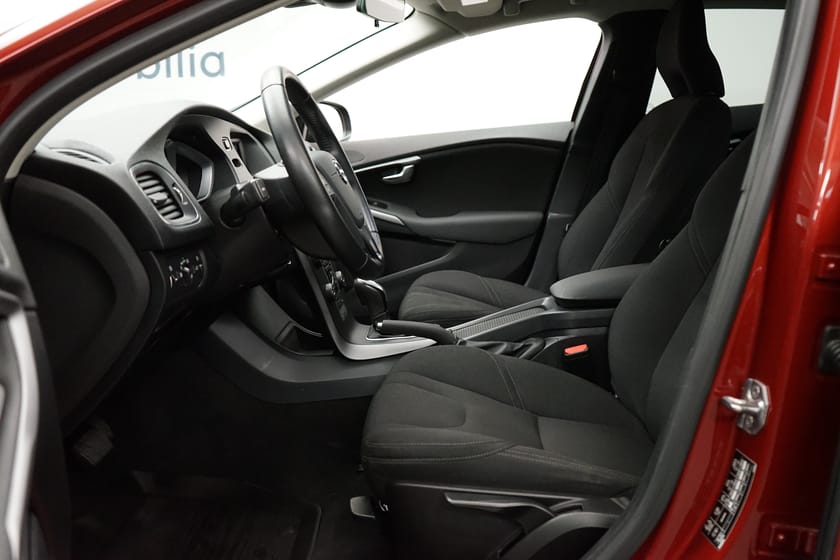 Bild 4 av Volvo V40 T3 aut Business, Dragkrok