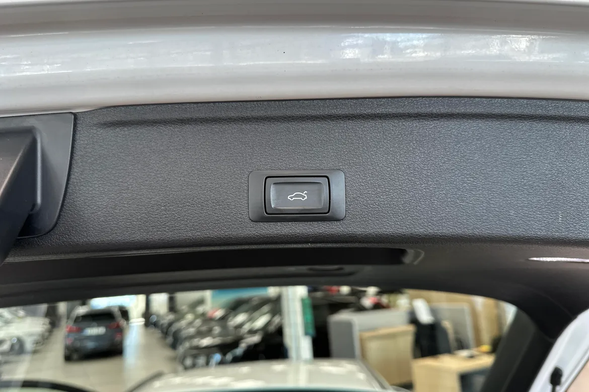 picture of a car