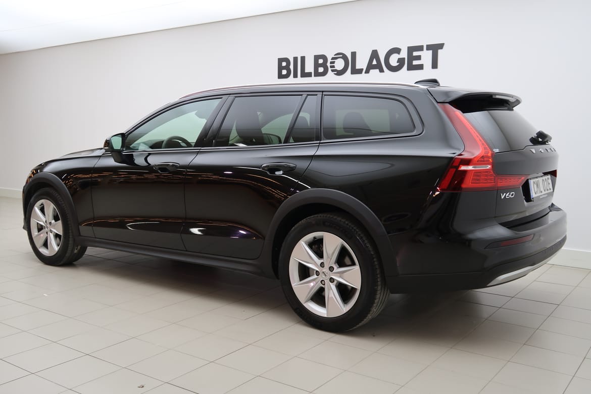 Volvo V60 2024 - miniatyr 2