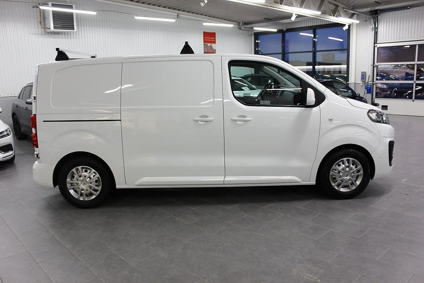 Bild 5 av Citroën Jumpy Van 1,5 Business 120Hk B-Kamera Drag Värmare SoV