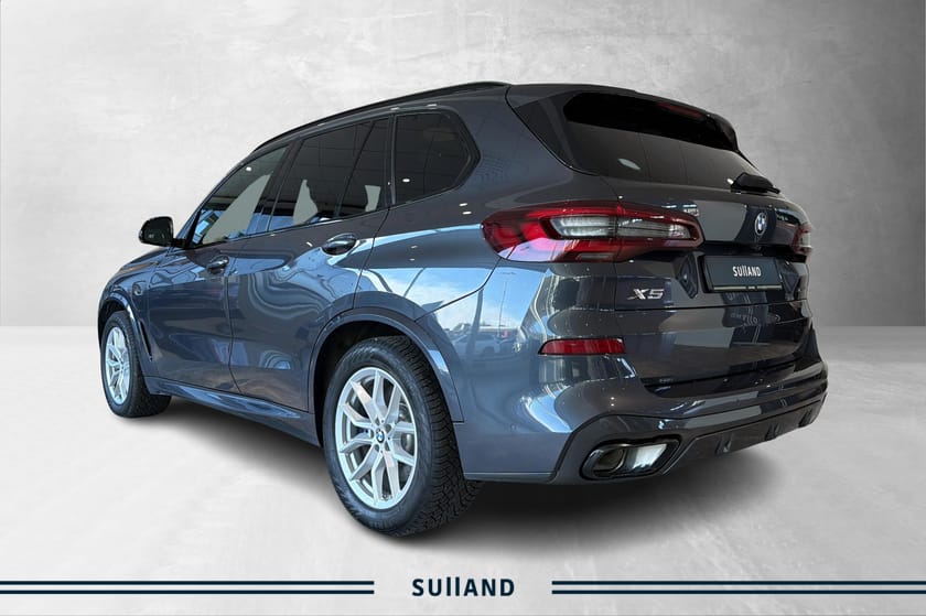 Bilde 3 av BMW X5 xDrive45e iPerformance 45e / M-sport / Luftfjæring / M sport / Laser